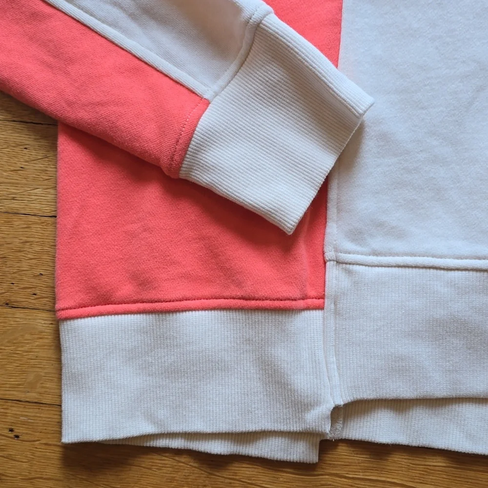 Evereve, Coral & Cream Colorblock Sweatshirt, Drop Shoulders, EUC, Women's S - Picture 7 of 12